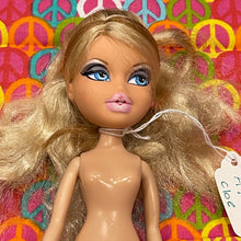 Load image into Gallery viewer, Bratz Cloe Magic Make-up Doll Lot 20B #72 Nude Fashion Doll Only