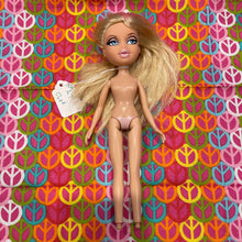 Load image into Gallery viewer, Bratz Cloe Neon Runway Designer Streaks Pink Doll Lot 20B-70 Nude Fashion Doll Only