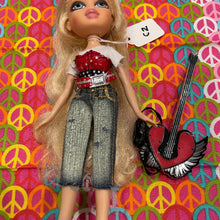Load image into Gallery viewer, Bratz Girl Really Rock Cloe Doll Lot 3 #C2 Guitar AS Shown