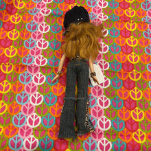 Load image into Gallery viewer, Bratz Wildlife Safari Meygan Doll Dressed, Jewelry, Hat Bin: 20B #113 As Shown