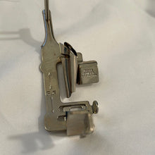Load image into Gallery viewer, Singer Sewing Machine #81200 Binder Foot with Bias Tape Pins Attachment (Pre-owned)