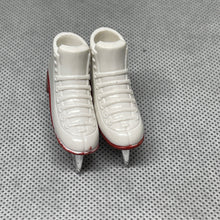 Load image into Gallery viewer, MGA Bratz Doll Ice Skating Champion #8 White Ice Skates (Pre-owned)