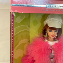 Load image into Gallery viewer, Mattel 2000 Groovy 60'S Barbie Great Fashions Reproduction #27676