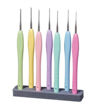 Load image into Gallery viewer, Clover Amour Steel Crochet Hook Set