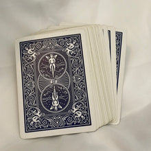 Load image into Gallery viewer, Bicycle Poker Jumbo Index #88 Playing Cards (Pre-owned)