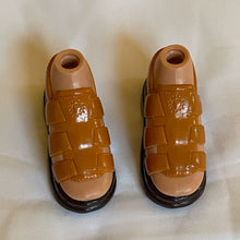 Load image into Gallery viewer, Bratz Boyz Doll Rust Tan Platform Sandal Shoes (Pre-owned)