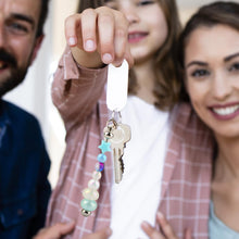 Load image into Gallery viewer, 50Pcs Blank Beadable Keychain Bars,Metal Bead Keychain Making Kit,Link Detachable Key Chain,Blanks Keychain Making Supplies for Pendant DIY Crafts Jewelry Making Gift(Silver)