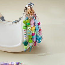 Load image into Gallery viewer, Xylise Beaded Keychain Making kit 277pcs Acrylic Heart Star Flower Letter Alphabet Bag Charms Beads DIY Key Chain Charm Supplies Crafts Accessoriess Jewerly Making Kit for Women (277)