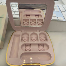 Load image into Gallery viewer, Vintage Mary Kay Cosmetic Products - Refillable Custom Compact #6468