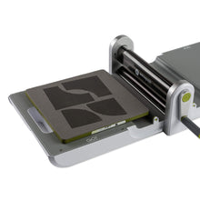 Load image into Gallery viewer, AccuQuilt Go Fabric Cutting Dies-Drunkard's Path 4-inch Finished Square, 30.48 x 26.67 x 1.65 cm, Multicoloured