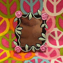 Load image into Gallery viewer, Lil' Bratz Black Floral Mirror from Fashion Tote Playset