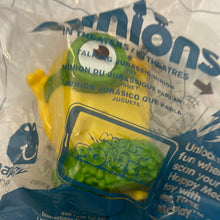 Load image into Gallery viewer, McDonald's 2015 Talking Minions Jurassic Minion Toy #10