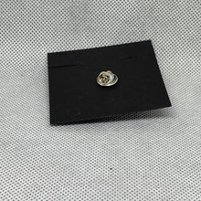 Load image into Gallery viewer, Cat Hat Smiling Face Resin Top Hat Cabochon Coat Pinback Brooch