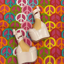 Load image into Gallery viewer, Bratz Footwear Pink Shoefie Snaps Platform Ballerina Shoes