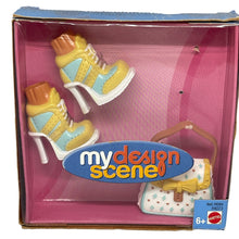 Load image into Gallery viewer, Mattel 2004 My Design Scene Boots & Purse Accessory Pack H4073