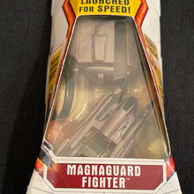 Load image into Gallery viewer, Hasbro 2010 Star Wars Speed Stars Magnaguard Fighter