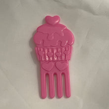 Load image into Gallery viewer, Doll Comb #8 Pink Cupcake 3" (Pre-owned)
