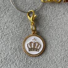 Load image into Gallery viewer, Boujee Bling Charm Collections - Crowns and Pearls Mobile Dust Plug