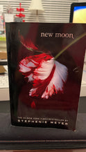 Load image into Gallery viewer, New Moon Paperback By Meyer Stephenie (Pre Owned)