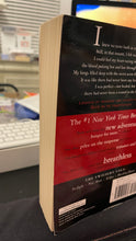 Load image into Gallery viewer, New Moon Paperback By Meyer Stephenie (Pre Owned)