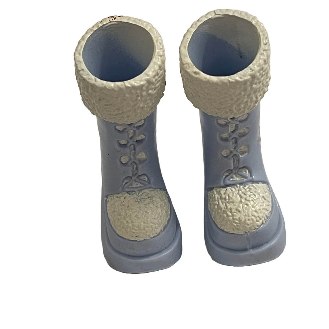 Bratz Doll Wintertime Wonderland Powder Blue & White Platform Snow Boots (Pre-Owned)