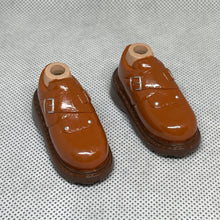 Load image into Gallery viewer, MGA Bratz Boyz Doll Feet Rust Cross-over buckles Brown Bottom (Pre-owned)