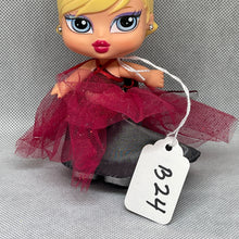 Load image into Gallery viewer, MGA Bratz Babyz Doll Cloe Holiday Dress Shoes Earrings Ponytails 4.5&quot; (Pre-Owned) #B-24
