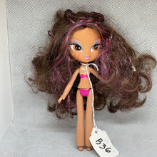 Load image into Gallery viewer, MGA Bratz Girlz Kidz Snap Doll Yasmin Pink Streak Glitter Eye Shadow 6" (Pre-Owned) #B-36