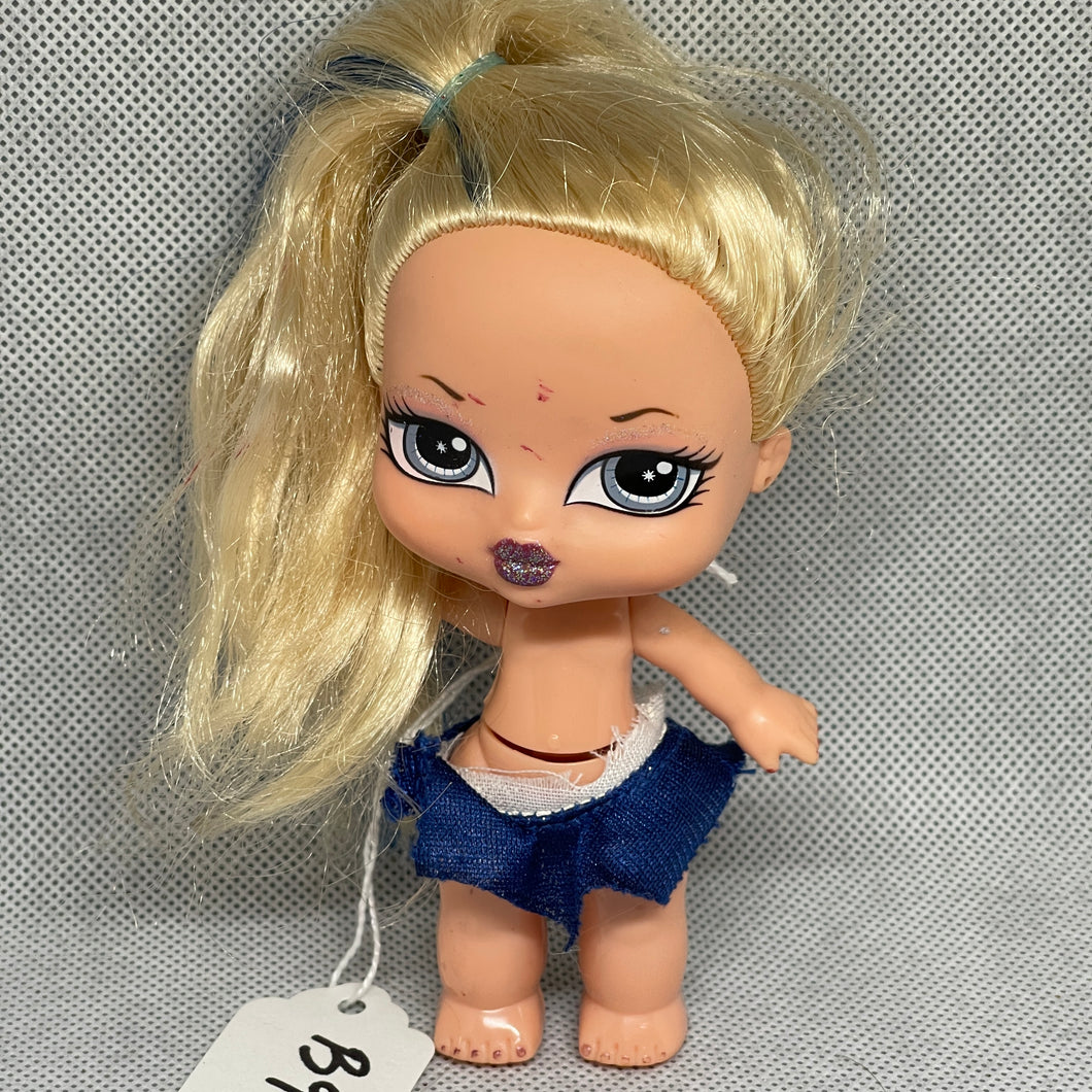 MGA Bratz Babyz Doll Cloe Blue Skirt Glitter Lipstick 4.5