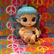 Load image into Gallery viewer, Hasbro Aqua Flutter Baby Alive GloPixies Minis doll