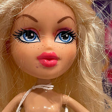 Load image into Gallery viewer, Bratz Cloe Selfie Snaps Doll Legs Bend - #12 (Lot 3) Nude Fashion Doll Only