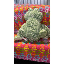 Load image into Gallery viewer, Ganz Webkinz Spotted Frog HM142 No Code