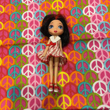 Load image into Gallery viewer, Paris Peppermint Creme Yummi-Land Creme Soda Pop Girl Doll (Pre-owned)