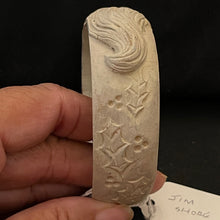 Load image into Gallery viewer, RARE 1990 Jim Shore Santa Unpainted Resin Bracelet Blank JS 90 Copyright #7