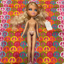 Load image into Gallery viewer, Bratz Cloe Magic Make-up Doll Lot 20B #72 Nude Fashion Doll Only