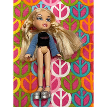 Load image into Gallery viewer, Lil Bratz Cloe 4" Doll Blue Top Silver Platform Shoes As Shown