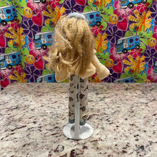 Load image into Gallery viewer, Bratz Slumber Party Cloe Doll in Meygan PJ's  Lot 15 #104 AS Shown