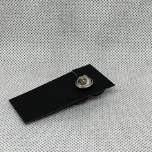 Load image into Gallery viewer, Christmas Mouse Christmas Elf Hat Pin Resin Top Hat Cabochon Coat Pin