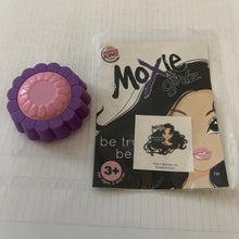 Load image into Gallery viewer, Burger King 2010 Moxie Girlz Be True! Be You! Light Up Clip Pendant NEW