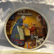 Load image into Gallery viewer, Vtg Bradford Exchange Norman Rockwell Plate 1986 The Pantry Raid 8.2" Mothers Day (Pre-owned)