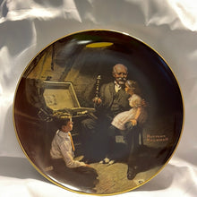 Load image into Gallery viewer, Vtg Bradford Exchange Norman Rockwell Plate 1983 Grandpa's Treasure Chest (Pre-owned)