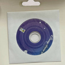 Load image into Gallery viewer, Disney 2007 Show Pix Photo Storage Camera Holds 50 photos (Pre-owned)