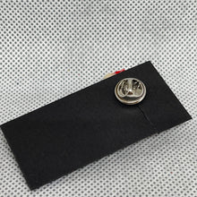 Load image into Gallery viewer, Christmas Holiday Brooch Santa Claus Girl Elf Face Resin Cabochon Pin