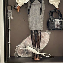 Load image into Gallery viewer, 2006 Fashion Royalty Adele Makeda Style Renaissance Doll Fashion Royalty #91120