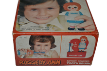 Load image into Gallery viewer, 1973 Raggedy Ann Battery Powered Tooth Brush Set Bobbs Merrill Co (Pre-owned)