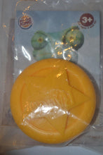 Load image into Gallery viewer, Burger King 2011 - Rango Yellow Badge Toy