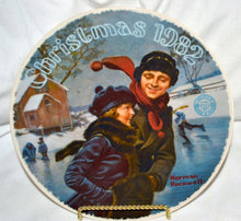 Load image into Gallery viewer, Vtg Bradford Exchange Norman Rockwell Plate Christmas 1982 Christmas Courtship 8.25" (Pre-owned)