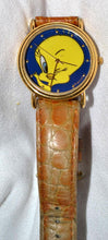 Load image into Gallery viewer, Vintage 1994 Looney Tunes Winking Tweety Bird Armitron Stainless Quartz Watch (Pre-owned)