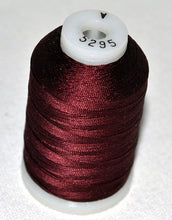 Load image into Gallery viewer, Vintage Utica/Gudebrod Wrapping Sewing A1-A6 SILK THREAD Spool