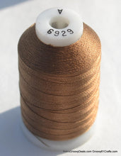 Load image into Gallery viewer, Vintage Utica/Gudebrod Rod Wrapping Sewing P-T SILK THREAD Spool
